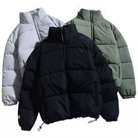 Vente en gros de blousons matelassés personnalisés pour homme, col montant, hiver, en coton, haute qualité, style mode, grandes tailles, service OEM, avec lettrage