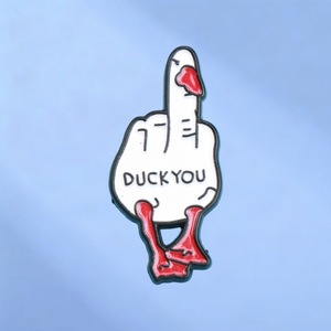 <span class=keywords><strong>Broche</strong></span> en émail Canard de dessin animé amusant, Badge créatif et mignon, Accessoires pour sacs et manches, Vente en gros - Product Image 1