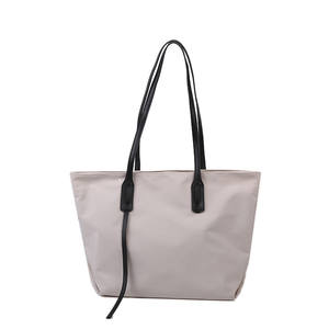 <span class=keywords><strong>Sac</strong></span> à main pour femme de grande capacité, <span class=keywords><strong>sac</strong></span> fourre-tout élégant à porter à l'épaule, polyvalent, simple et décontracté - Product Image 1