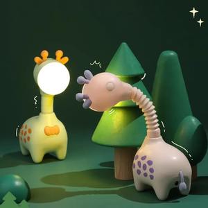Lámpara con temática de animales, linda lámpara de noche con forma de jirafa, recargable por USB, lámpara de mesa con iluminación suave, protección ocular, LED para niños - Product Image 5