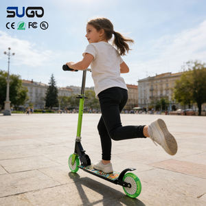 Patinetes de Acero de Calidad Superior Ampliamente Utilizados, Patinetes de Pie con Ruedas Delanteras y Traseras con Luces - Product Image 1