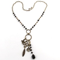 Colliers de mode bohème en alliage avec pendentif théière, perles en verre cristal et chaîne de chapelet, et breloque en métal