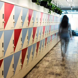 Trẻ Em Hiện Đại <span class=keywords><strong>Keyless</strong></span> Điện Tử <span class=keywords><strong>Locker</strong></span> Với Sự Kết Hợp Khóa Trampoline Công Viên Bàn Phím Khóa <span class=keywords><strong>Locker</strong></span> Với Key Dây Đeo Cổ Tay Mở Khóa - Product Image 1