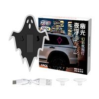 Lampe d'ambiance LED solaire USB en forme de fantôme pour voiture, avec ventouse, pour vitre arrière, clignotante, de signalisation et de décoration automobile