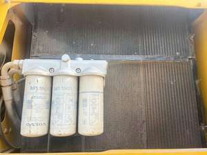 Excavatrice VOLVO EC480LC d'origine suédoise, 48 tonnes, bon prix de vente, équipée d'un moteur Volvo Penta, d'un PLC, d'un roulement, d'une boîte de vitesses et d'une pompe - Product Image 5