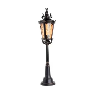 Lampe solaire LED à détection de mouvement, décorative, style rétro américain, étanche IP54, pour extérieur, avec poteau en aluminium noir, idéale pour entrepôt - Product Image 1