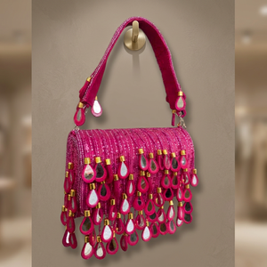 Bolso de mano hecho a mano con cuentas suaves y flecos en forma de lágrima, ligero y ecológico para fiestas nocturnas - Product Image 3