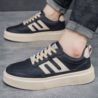 Nouvelles chaussures de planche pour hommes, chaussures décontractées à la mode et à la mode, chaussures de sport respirantes à coupe basse, semelle épaisse pour hommes augmentant la hauteur