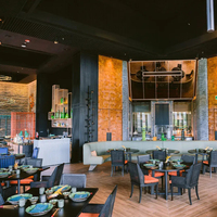 Meubles de restaurant d'hôtel de luxe, ensemble table et chaises de salle à manger modernes, personnalisé pour les zones de restauration en plein air et en intérieur des complexes hôteliers et bistrots