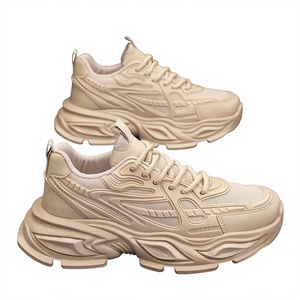 Chaussures de sport décontractées pour hommes, nouvelle collection printemps, respirantes, en maille, à lacets, tendance, polyvalentes, à semelle épaisse, rehaussantes, style papa - Product Image 1