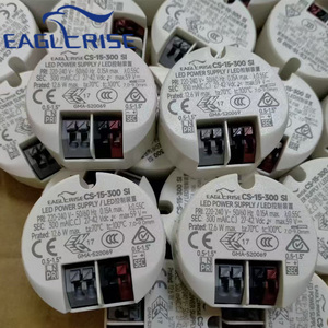 Meilleur prix EAGLERISE CS-15-300 Éclairage LED Entrée AC-DC 220-240VAC Sortie 27-42V 15W Alimentation à courant constant Boîtier en aluminium - Product Image 1
