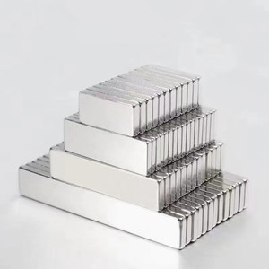 Magneti al neodimio personalizzati, <span class=keywords><strong>potenti</strong></span>, permanenti, resistenti alle alte temperature, N38SH N42SH N45SH N52, magneti a blocco in neodimio in vendita - Product Image 1