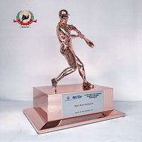 Trophée de baseball personnalisé en alliage de métal étamé plaqué cuivre, figurine moulée, récompenses pour les vainqueurs, sculpture de joueur de baseball, souvenirs personnalisés