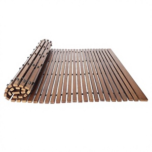 Tapis de douche en teck rayé moderne de qualité supérieure, antidérapant, séchage rapide, style spa, en bois massif, pour intérieur et extérieur - Product Image 1
