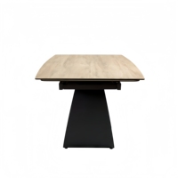 Grande table extensible en bois de chêne avec plateau en céramique mate et pieds en métal noir, meubles de maison, table à manger