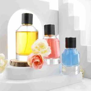 Ensemble de flacons en verre pour crème pour le visage de 50 ml et 100 ml avec couvercles et vaporisateurs de haute qualité - Product Image 3
