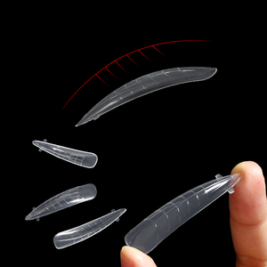 120 pièces de moules à ongles en plastique à bords intégrés, double forme, pour extension d'acrylique et de gel, outil de construction d'ongles pour manucure en salon et nail art - Product Image 6