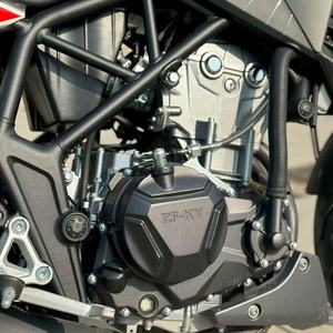 Motocicleta Deportiva <span class=keywords><strong>MOTO</strong></span> 321RR de Alto Rendimiento, Motor de Dos Cilindros Refrigerado por Agua de 322 cc, Velocidad Máxima de 170 km/h, Diseño Ligero para - Product Image 4