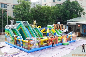 Lilytoys Forest <span class=keywords><strong>Explorer</strong></span> bơm hơi theo chủ đề với lưới nhựa PVC gia cố và khóa học vượt chướng ngại vật - Product Image 2