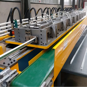 <span class=keywords><strong>T</strong></span>ự Động Kim Loại Thép Phần <span class=keywords><strong>T</strong></span> Thanh 3D Rãnh Lưới Trần Hồ Sơ Lạnh Cuộn Hình Thành Máy Làm - Product Image 3