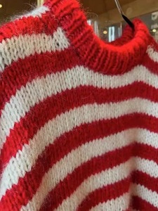 Maglione <span class=keywords><strong>Premaman</strong></span> Invernale da Donna, Morbido e Traspirante, Lavorato a Mano, a Righe Rosse e Bianche - Product Image 2