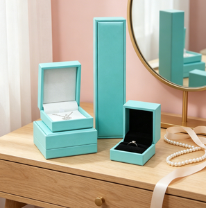 Boîte d'emballage pour bijoux, rectangle, fermeture magnétique, intérieur en velours, prix bas, bleu clair, blanc, boîte cadeau haut de gamme pour les fêtes - Product Image 6