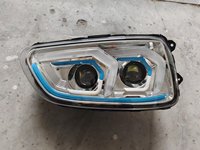Nouveau style de phare LED modifié avec clignotant 12V 24V personnalisable bleu violet noir en plastique ABS pour Hino Mega 500 700