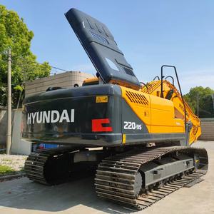 Excavadora de Orugas de 20-22 Toneladas con Motor Coreano Usado Hyundai 220LC-9S y 1 Año de Garantía - Product Image 3