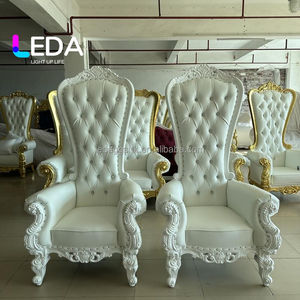 Chaise de pédicure royale à dossier haut en or, fabriquée en Chine par LEDA Wholesale, pour mariage - Product Image 6