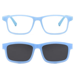 2025 TR90 <span class=keywords><strong>Gafas</strong></span> <span class=keywords><strong>de</strong></span> <span class=keywords><strong>sol</strong></span> deportivas Juego <span class=keywords><strong>de</strong></span> <span class=keywords><strong>gafas</strong></span> Clip polarizador cuadrado <span class=keywords><strong>Gafas</strong></span> <span class=keywords><strong>de</strong></span> <span class=keywords><strong>Sol</strong></span> para niños Montura <span class=keywords><strong>de</strong></span> <span class=keywords><strong>gafas</strong></span> para niños y niñas - Product Image 4