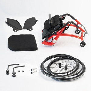 Fauteuil roulant sportif en fibre de carbone ultra-léger, imperméable et durable pour personnes handicapées et handicapés, fauteuil roulant manuel portable - Product Image 2