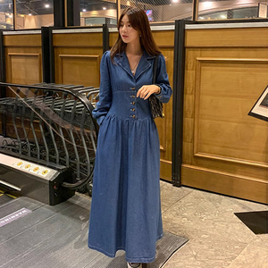 <span class=keywords><strong>Abito</strong></span> da Donna in Denim Primavera 2026 Stile Retrò Hong Kong con Colletto, Monopetto, Vita Aderente e Maniche Lunghe - Product Image 3