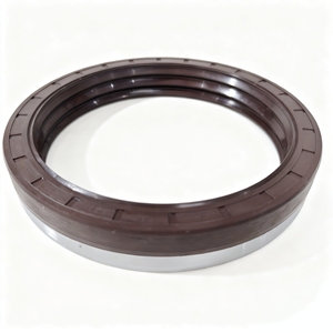 ซีลยางกันน้ำมันสำหรับรถบรรทุกหนัก ยี่ห้อ OEM คุณภาพสูง รุ่น 5135990 ขนาด 45*65*15 มม. ทนทานต่อการสัมผัสกับน้ำมัน - Product Image 3