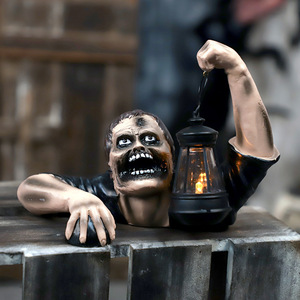 Decoración de Halloween Horror Lantern Zombie LED Patio Adorno de resina Fantasma Decoración de fiesta - Product Image 1