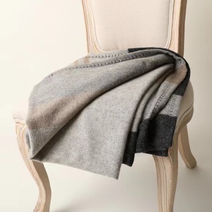 Châle de voyage de mongolie intérieure 100 <span class=keywords><strong>cachemire</strong></span> couverture en laine australienne mérinos en tricot épais angora camp - Product Image 2