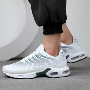 Zapatos Deportivos para Hombre, Diseño de Primavera, con Parte Superior de Malla, Entresuela de EVA con Amortiguación, Suela de Goma Antideslizante, Estilo Slip-On, para Todas las Temporadas - Product Image 2