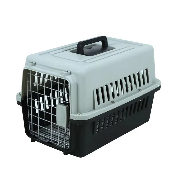 Custom Vele Model Draagbare Outdoor Pet Travel Carrier Kooi Plastic Vervoer Box Voor Hond Kat