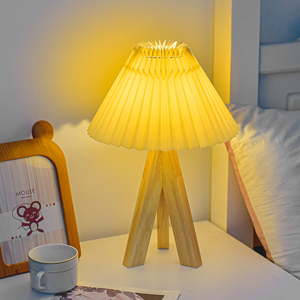 Lámpara Nocturna LED con Base de Madera, Luz Blanca Cálida 2700K, Pantalla de Diseño Escandinavo, Control Táctil, Funciona con Batería, CRI 90, Regulable, para Dormitorio - Product Image 4