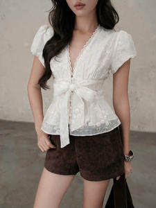 Conjunto de Top y Shorts con Cuello en V, Lazo en la Cintura, Manga Corta, Algodón Tejido, Estilo Femenino, Servicio OEM - Product Image 5