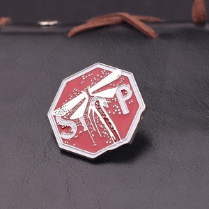 Spilla a forma di ala elettroplaccata best-seller transfrontaliero euroamericano, a tema cartone animato/personaggio <span class=keywords><strong>The</strong></span> <span class=keywords><strong>Last</strong></span> <span class=keywords><strong>of</strong></span> <span class=keywords><strong>Us</strong></span>, all'ingrosso - Product Image 4