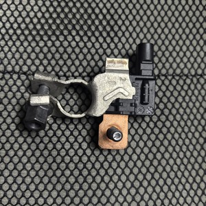 Gm Battery Positive <b>Terminal</b> Connector 13517337 Quick Disconnect For Car - Product Image 2