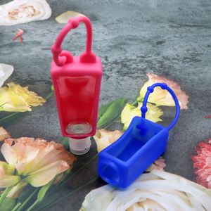 ขวดใส่เจลแอลกอฮอล์แบบพกพา ซิลิโคน สกรีนโลโก้ได้ ง่ายต่อการเปิด พร้อมเชือกห้อย สำหรับธุรกิจและของขวัญส่งเสริมการขาย - Product Image 3