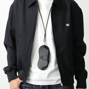 Estuche para gafas con correa para el cuello, estilo minimalista japonés y coreano, con diseño de lichi, portátil para salidas, se puede colgar como un colgante. - Product Image 2