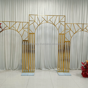 ฉากแต่งงาน LEDA ตกแต่งงานอีเว้นท์ โครงเหล็กสแตนเลสสีทองแบบถอดประกอบได้ ดีไซน์ทันสมัย สวยงาม พร้อมฉากหลังโค้ง - Product Image 3