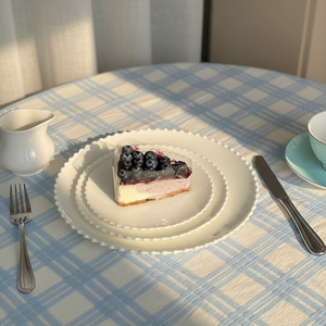 Ensemble d'assiettes rondes en céramique moderne à bordure perlée blanche, assiettes à dîner perlées, écologiques pour la cuisine à domicile, service quotidien - Product Image 3