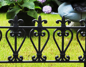Tip Head Design Grey Plastic Flexible Interlocking Eco-Friendly Waterproof Rot Proof 60x33cm Garden Picket <b>Fence</b> - Product Image 6