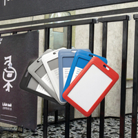 Porte-cartes d'identité et porte-badges en plastique PP couleur unie UHOO modèle 6608, prêt à être expédié, fabriqué dans le Zhejiang