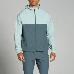 เสื้อแจ็คเก็ตกันลมแบบมีฮู้ดสีเขียวสองสีสำหรับผู้<span class=keywords><strong>ชาย</strong></span> ซิปเต็มตัว น้ำหนักเบา แห้งเร็ว เหมาะสำหรับวิ่งออกกำลังกาย กีฬากลางแจ้ง - Product Image 3