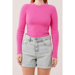 Suéter Fucsia de Cuello Redondo para Mujer, Manga Larga, Tejido Suave, Estilo Casual - Product Image 4