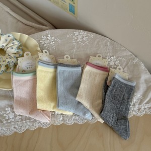 Calcetines finos de algodón sin costuras para mujer, transpirables, con bloques de color y malla acanalada, estilo Instagram, de Songmu, colección Primavera/Verano - Product Image 1